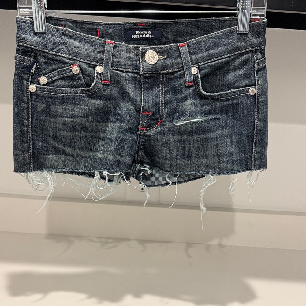 Rock & Republic Women's Jean Shorts. Size 25